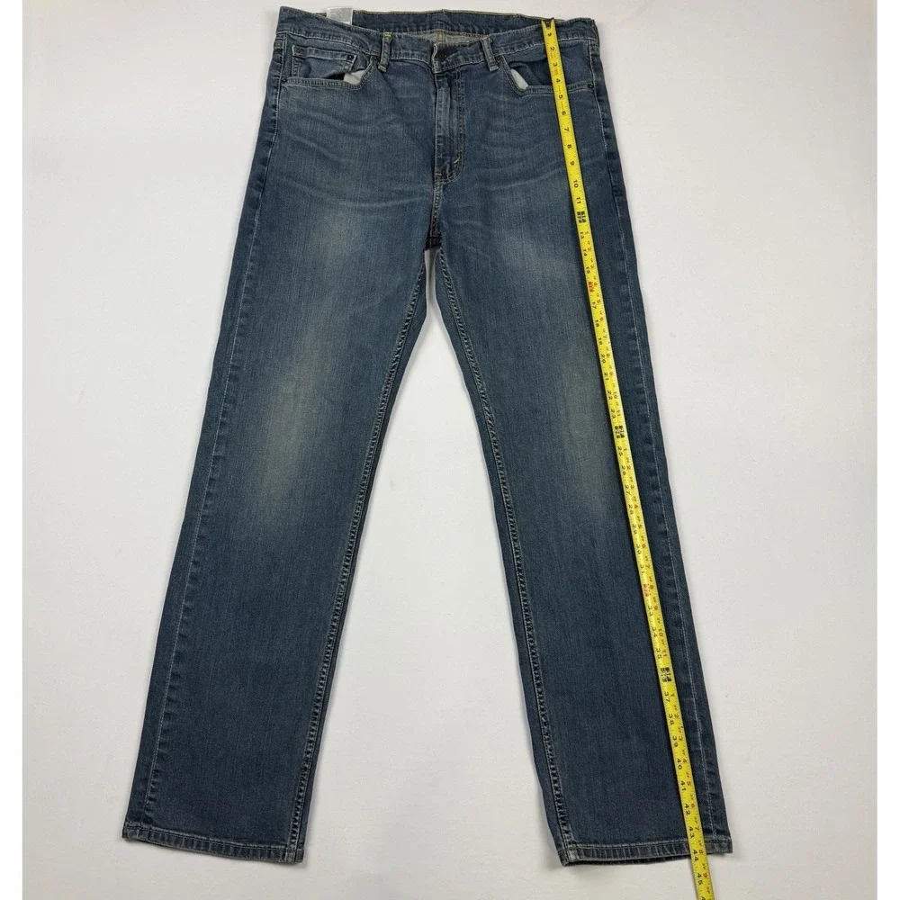 Levis 505 Jeans Mens 38 x 34 Classic Straight Blue Denim Cotton Mid-Rise Cowboy